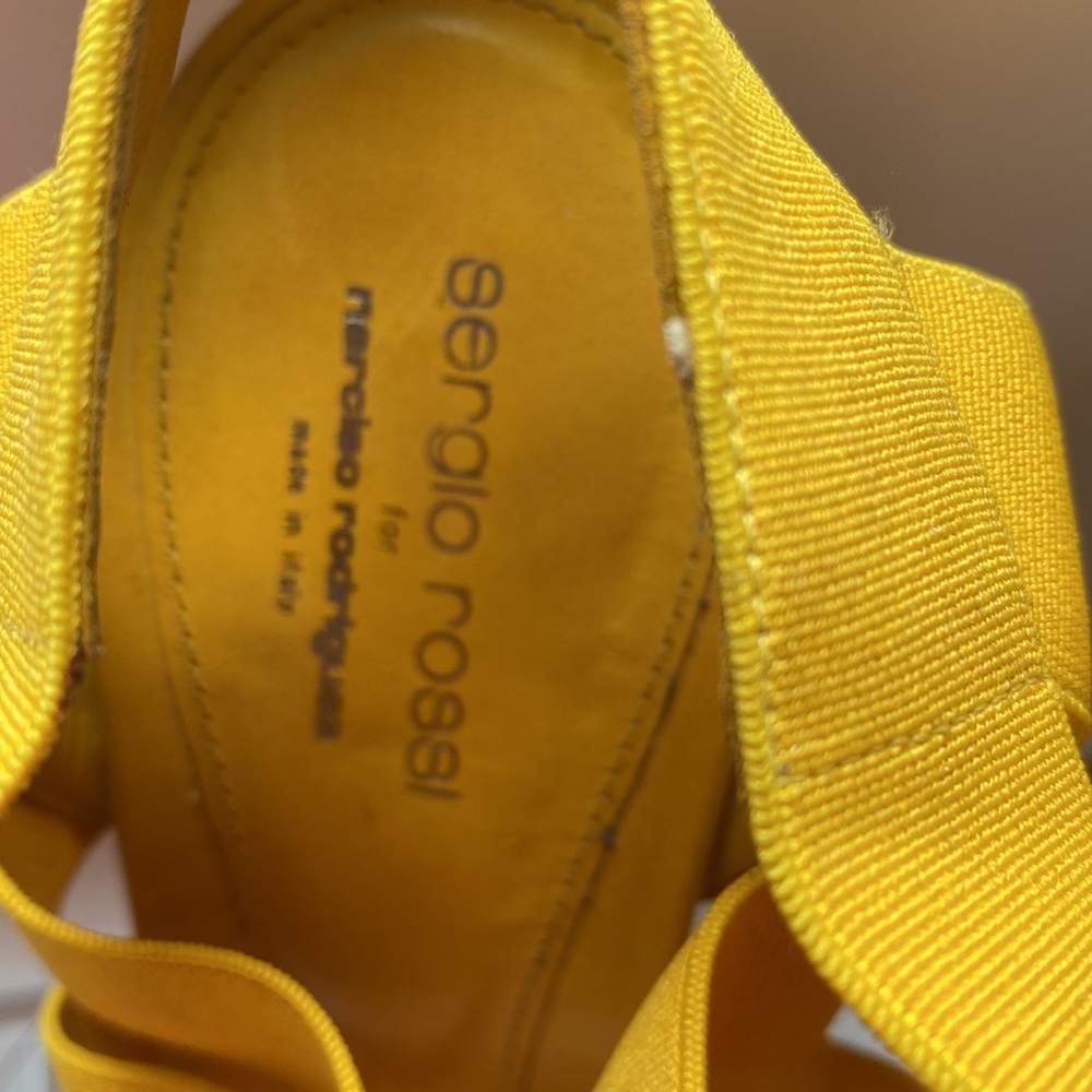 Shoes - Picture 2 of 3
